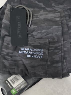 Alphalete Black Essential Jogger - Camo Print
